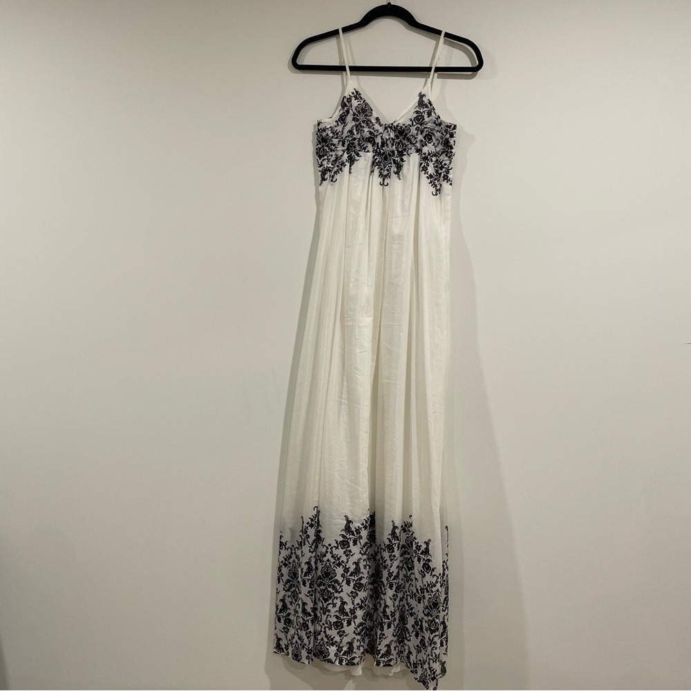 Young Fabulous & Broke white and black maxi dress size small spaghetti straps